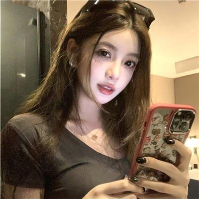 露丝和亚历克斯